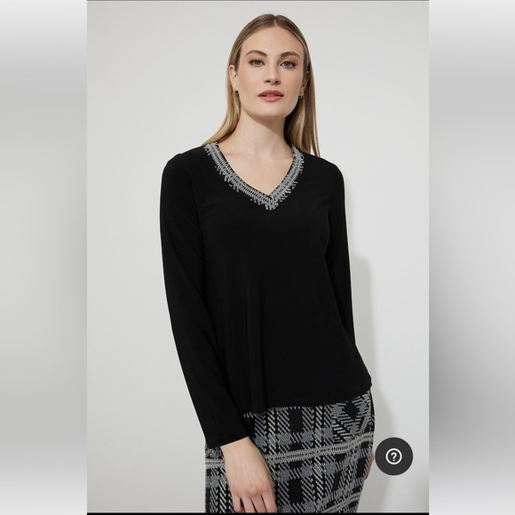 Joseph Ribkoff Tops - NWT Joseph Ribkoff V Neck Trim Style 2233257